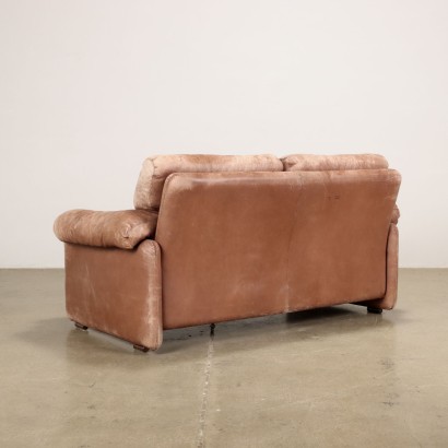 Coronado Sofa by T. Scarpa for B&B Leather Italy 1970s