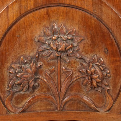 Tables de Chevets Art Nouveau Attr. à C. Zen Noyer Italie XXe Siècle