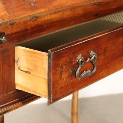 Ancient Baroque Writing Desk Italy \'700 Walnut Flap Door