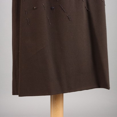 Vestido vintage bordado en marrón oscuro