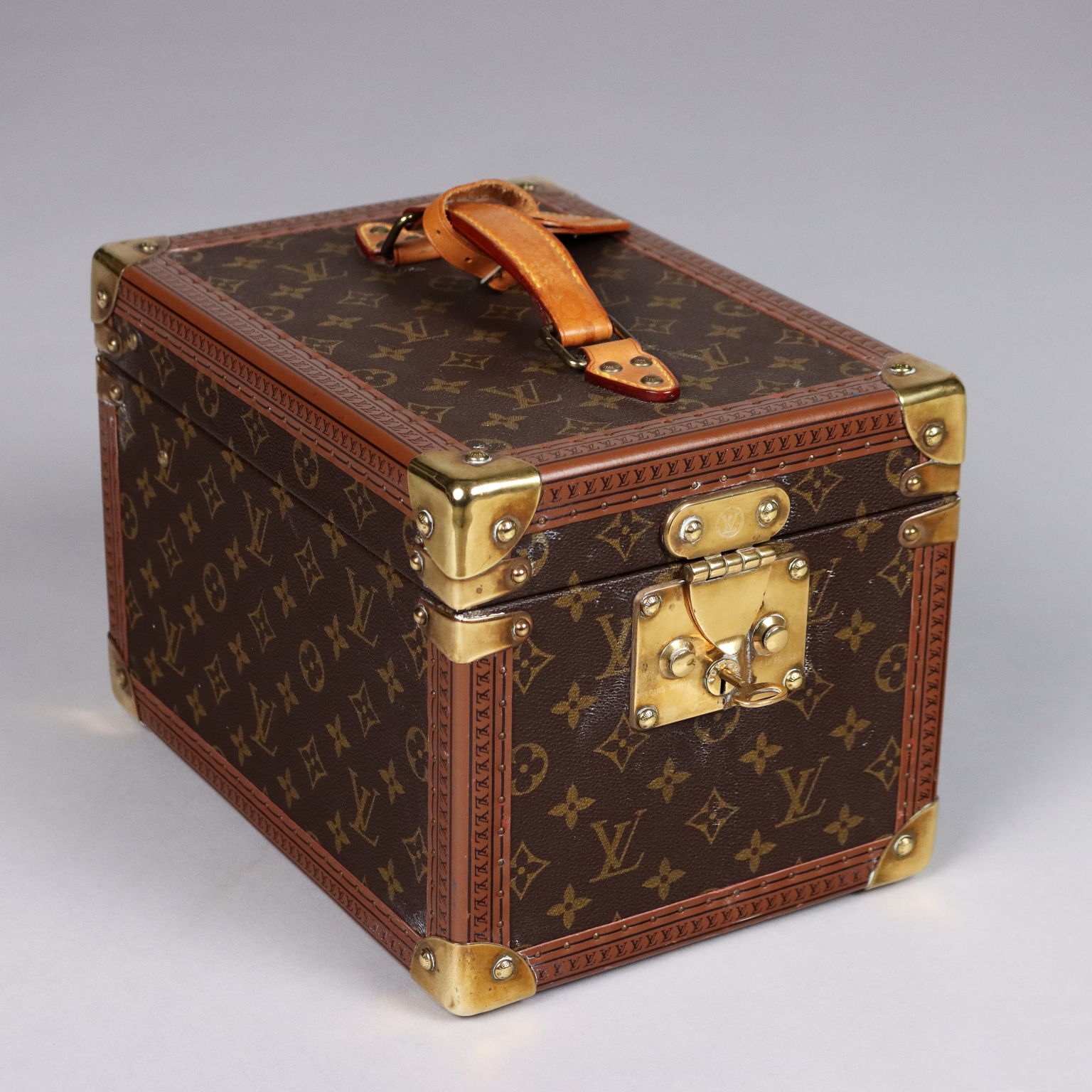 Louis Vuitton Case With Mirror LV LUXURY Storage Box