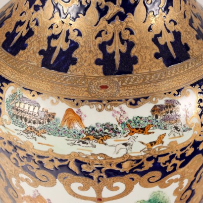 Vase Balustre En Porcelaine
