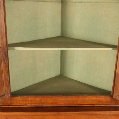 Double-Corpus-Eckschrank Directoire