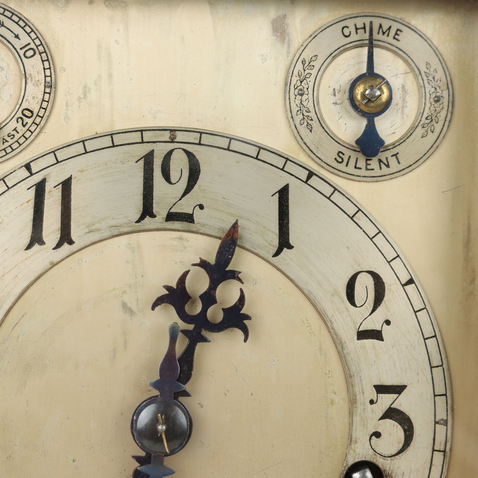 Ancient Victorian Table Clock Late 800 Wood Bevelled Glass