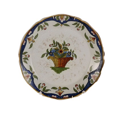 Ancient Plate Gien Man. Late XIX Century Majolica Vegetables