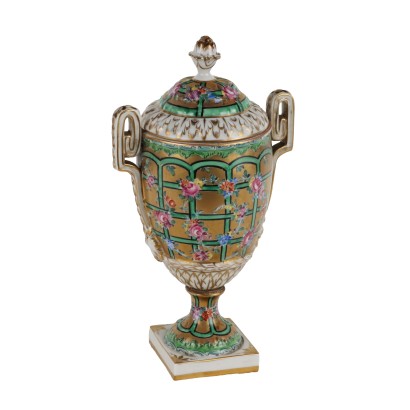 Florero imperio en porcelana de Sèvres