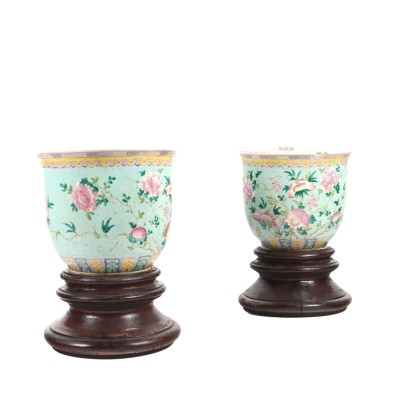 Pair of Jardinière Vases Porcelain China XX Century