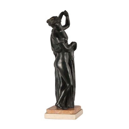 La sculpture en bronze de Vénus Callipygia