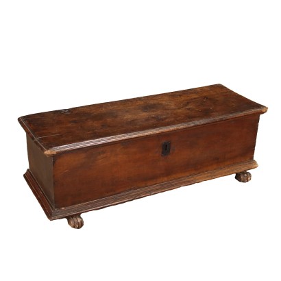 Small Ancient Chest '600-'700 Carved Wood Walnut Shaped Feet
