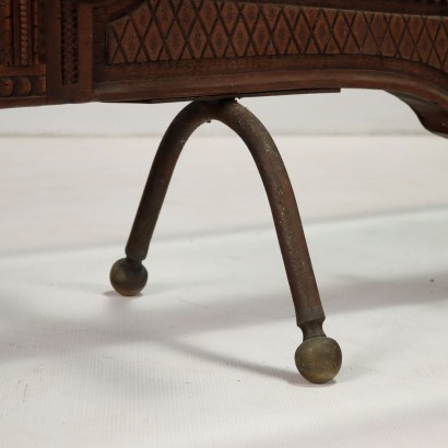 Table Basse avec Base Sculptée Ancienne