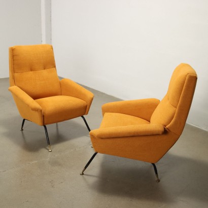 Deux fauteuils des années 1960