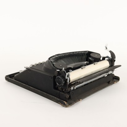 Ico Olivetti Schreibmaschine