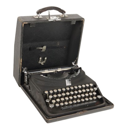 Ico Olivetti Typewriter with Case from the 1930s-1940s