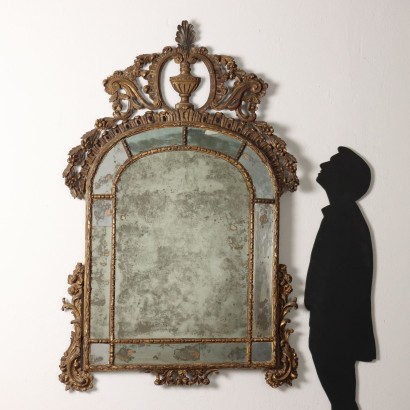 Spiegel mit alten Hölzern