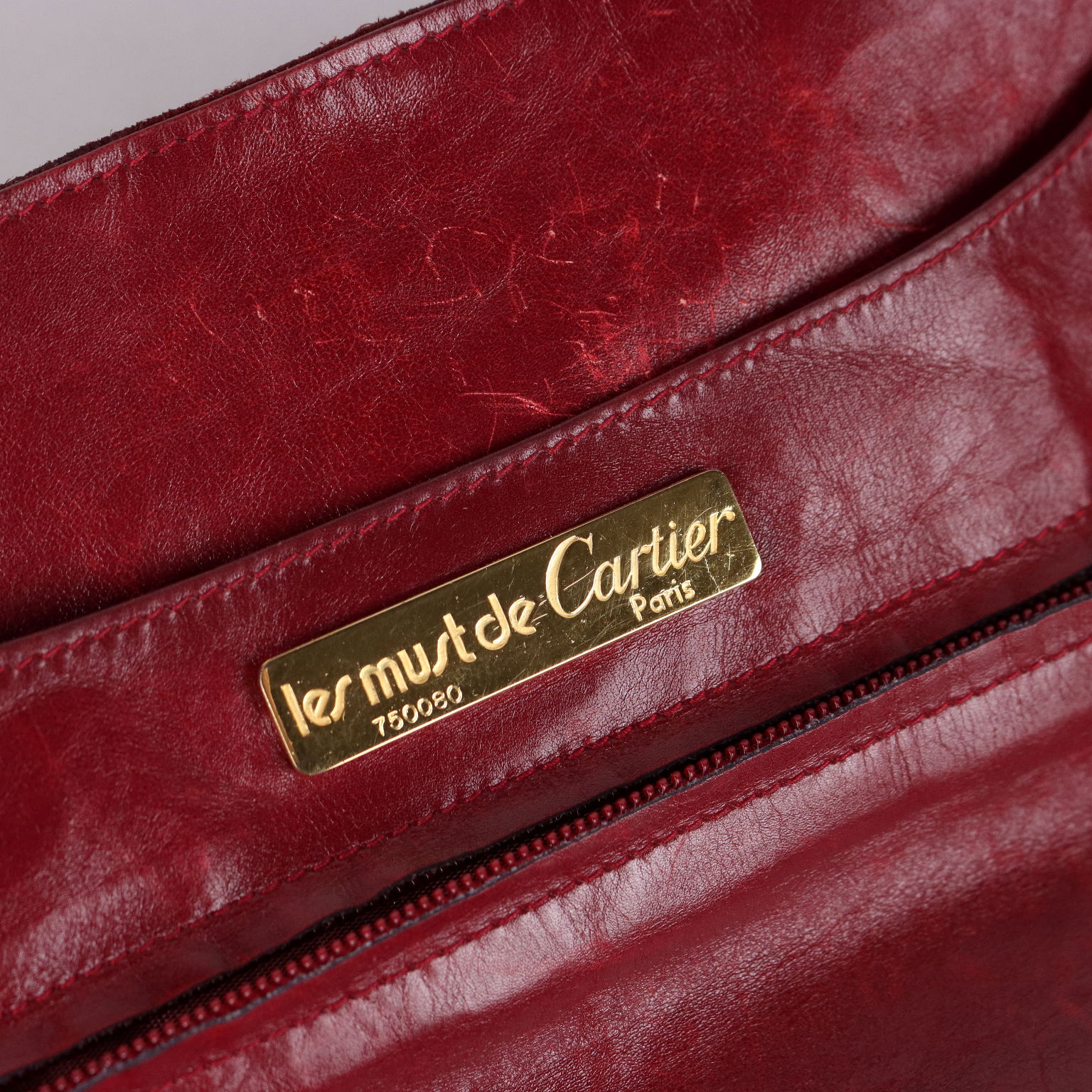 Cartier Portagioielli Vintage in Pelle Scamosciata color Bordeaux