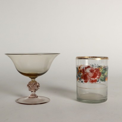 Groupe de huit verres, groupe de sept verres