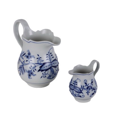 Dos jarras en porcelana de Meissen.