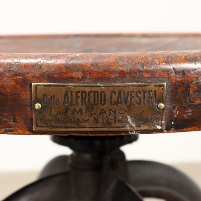 Dos taburetes de Alfredo Cavestri,Dos taburetes de Alfredo Cavestri