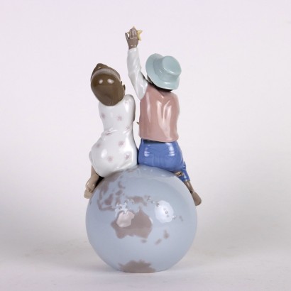 Estatua de porcelana Lladró para Unicef