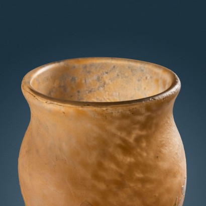 daum vase,Vase with Daum Floral Decoration
