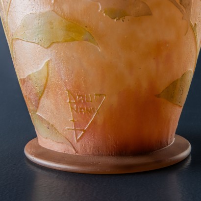 Vase Daum,Vase à décoration florale Daum
