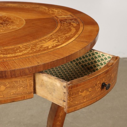 Style Inlaid Coffee Table