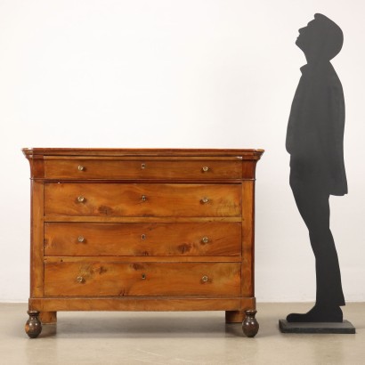 Carlo X chest of drawers in walnut