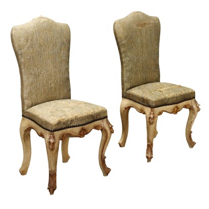 Paire de chaises de style baroque