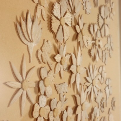 Holzarbeit von Mario Ceroli, Blumen
