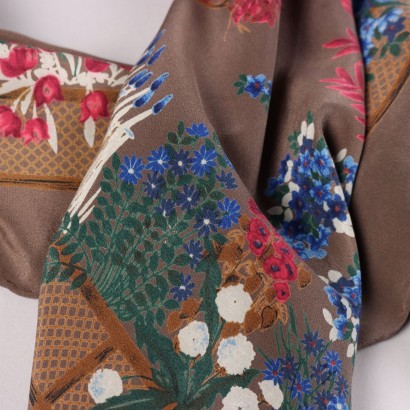 Capucci Vintage Floral Taubengrauer Schal