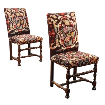 Paar Antike Barocke Stühle aus Walnuss Italien des XVIII Jhs