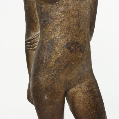 Escultura de bronce desnuda femenina firmada