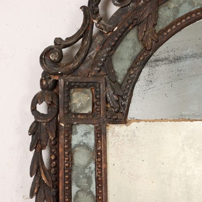 espejo neoclásico