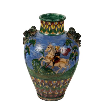 Gran jarrón de cerámica fabricado por Aretini.