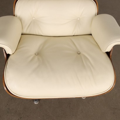 Eames Lounge Chair production Herman Mil,Charles Ormond Eames,Charles Ormond Eames,Charles Ormond Eames,Charles Ormond Eames,Charles Ormond Eames,Charles Ormond Eames,Charles Ormond Eames,Charles Ormond Eames,Charles Ormond Eames