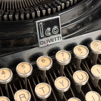 Machine à écrire Ico Olivetti