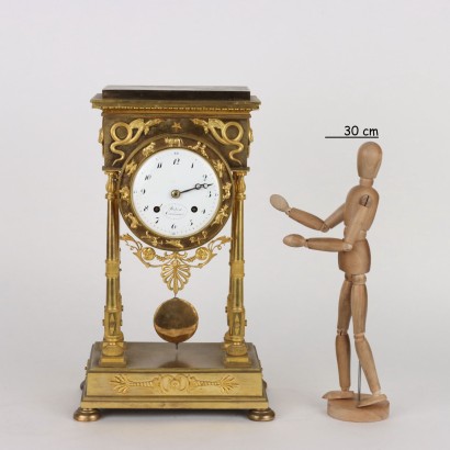 Reloj de mesa de bronce dorado Ro