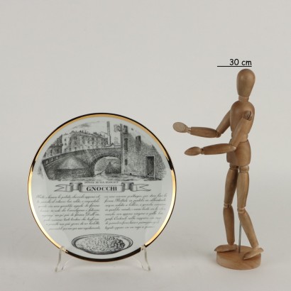 Piero Fornasetti Plat Spécialités Mi,Piero Fornasetti,Piero Fornasetti,Piero Fornasetti