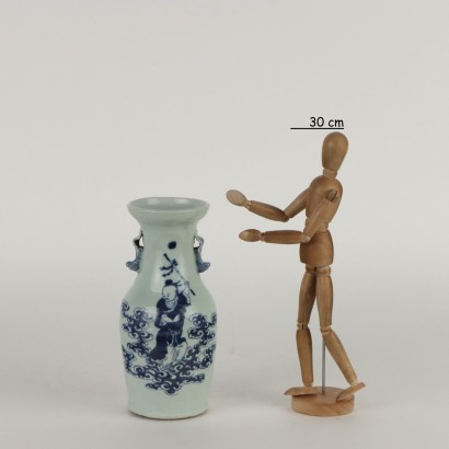 Vase balustre en porcelaine