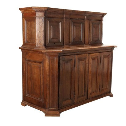 Sideboard mit Walnussständer