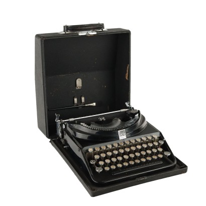 Ico Olivetti Typewriter