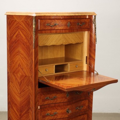 Secretaire in Style