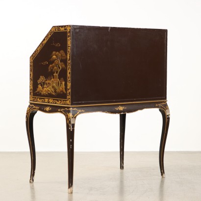 Chinoiserie Style Drop-Leaf