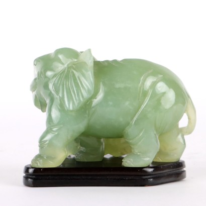 Elefant mit Baby in Jade