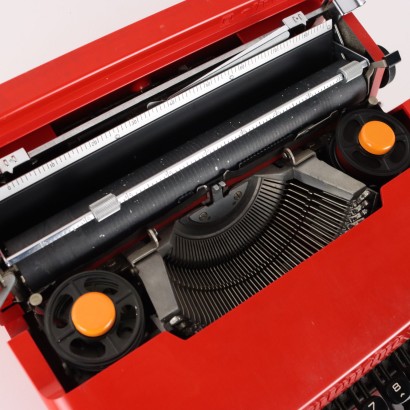 Olivetti Valentine Schreibmaschine, Ettore Sottsass, Ettore Sottsass, Ettore Sottsass, Ettore Sottsass, Ettore Sottsass, Ettore Sottsass, Ettore Sottsass, Ettore Sottsass, Ettore Sottsass, Ettore Sottsass