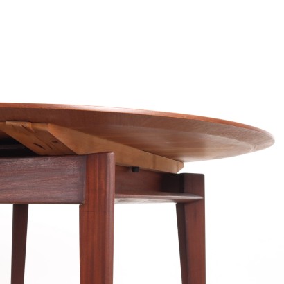 Table by Edmondo Palutari for Dassi A,Edmondo Palutari,Edmondo Palutari,Edmondo Palutari