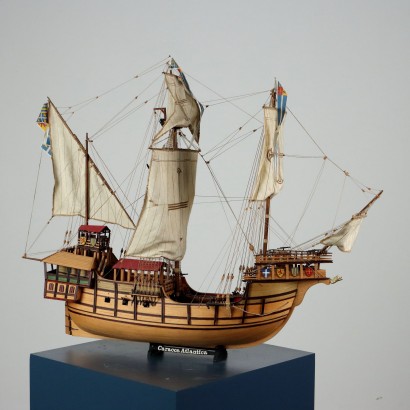 Maquette de Navire Vintage Faite à la Main Bois du XXe Siècle