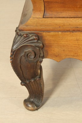 Dresser with mirror, driven on the front foot moved, carved feet, two doors, six drawers, marble top, shaped mirror bevelled mirror carved ebonized instruments