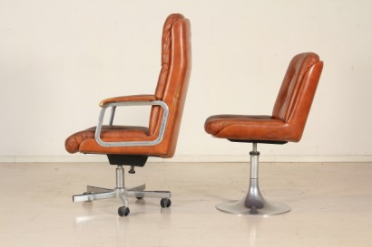 fauteuils, années 70-80, aluminium, similicuir, rembourrage, fabriqué en Italie, #modernariato, #poltrone, #dimanoinmano