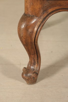 Barroco estilo barocchettoin estilo primer plano detalle de la pierna